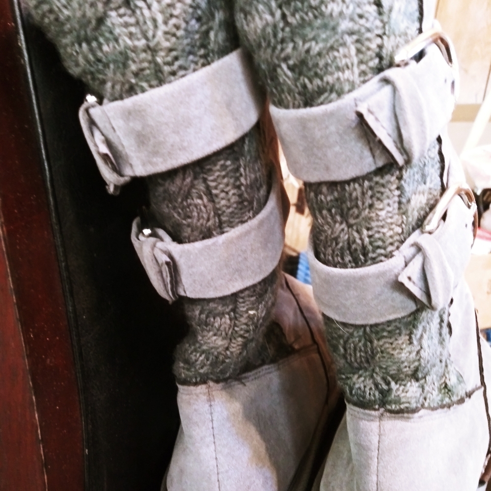 Boots - Picture 6 of 6